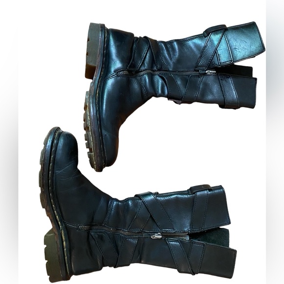 Vintage Leather Dr. Martens - Picture 4 of 6